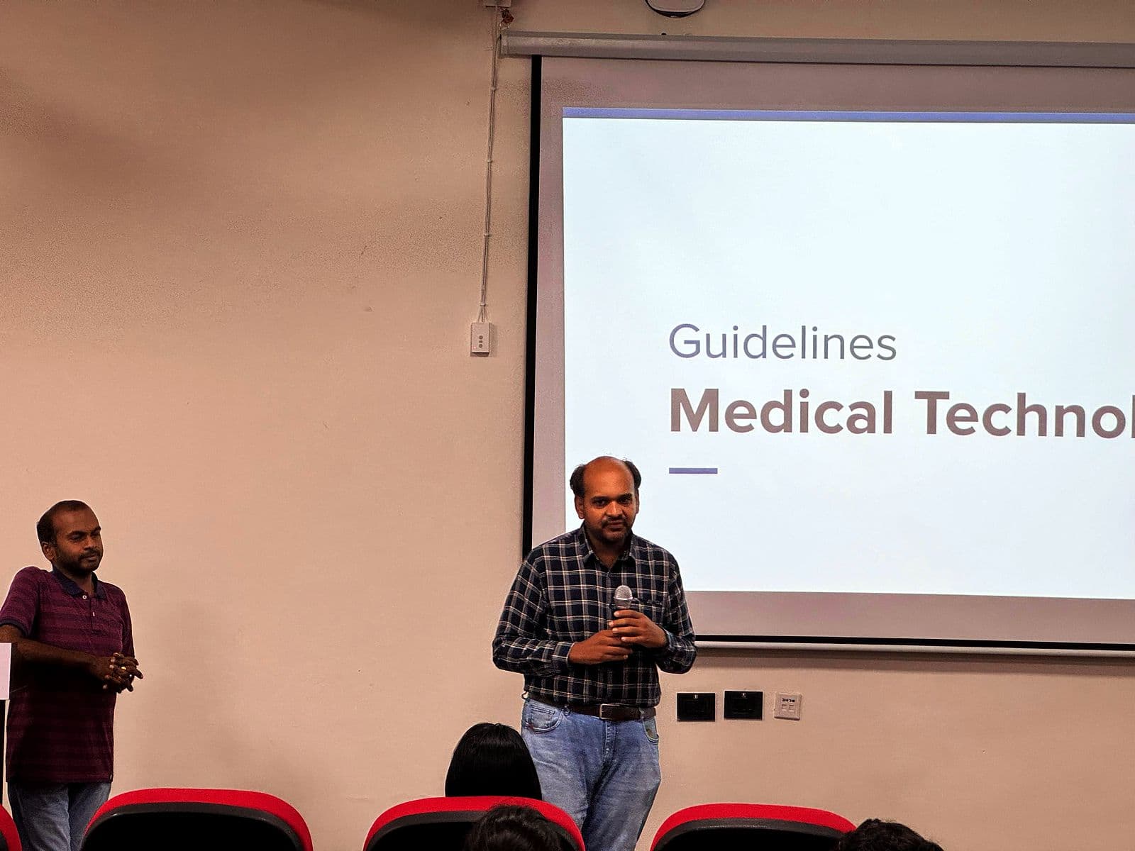 Students and faculty during the orientation of the 2024 batch