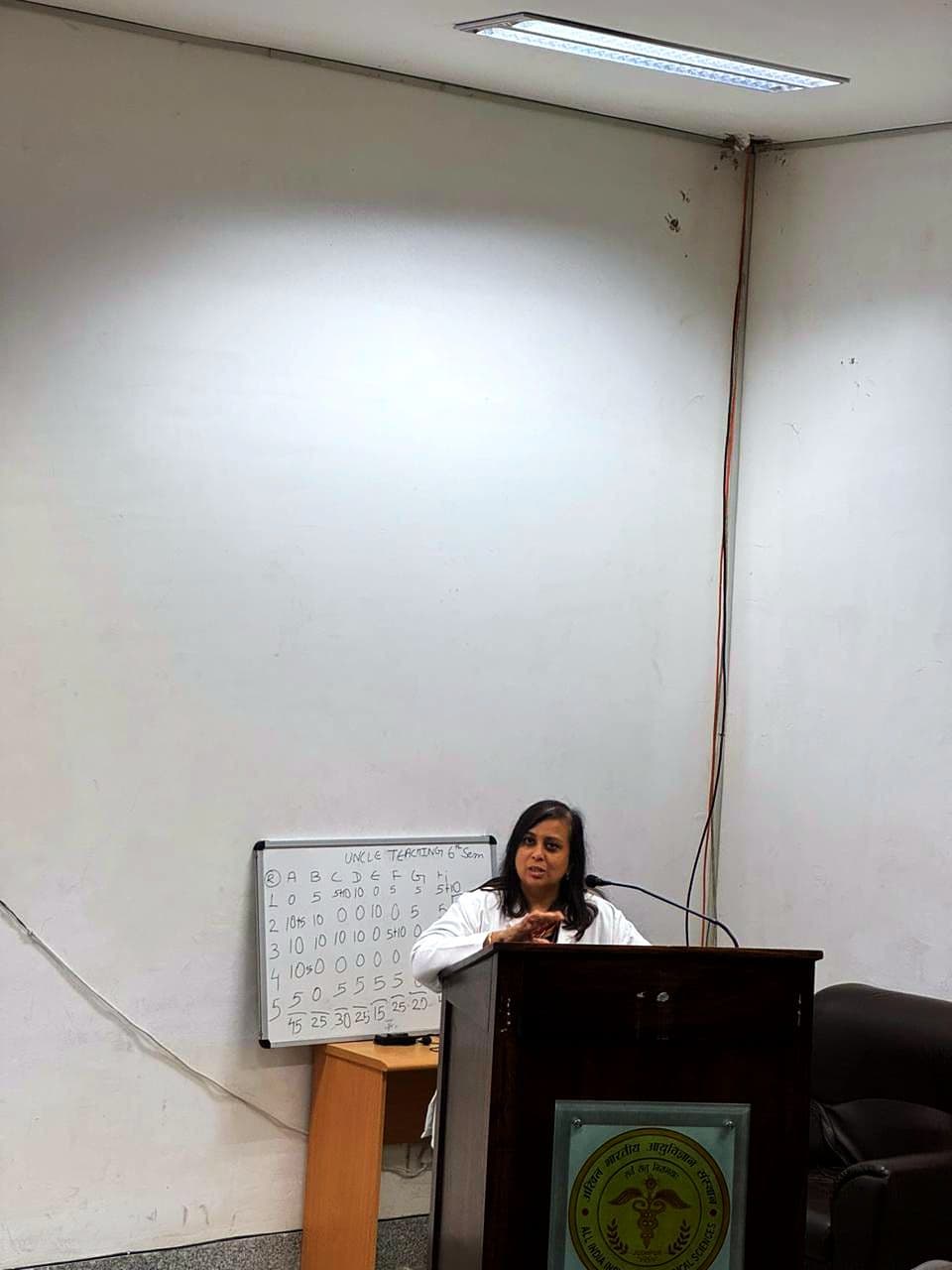 Students and faculty during the orientation of the 2024 batch