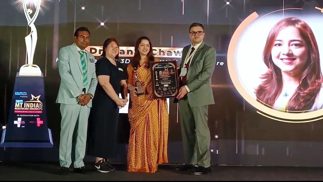 Award presentation on stage at the MT India Healthcare Awards